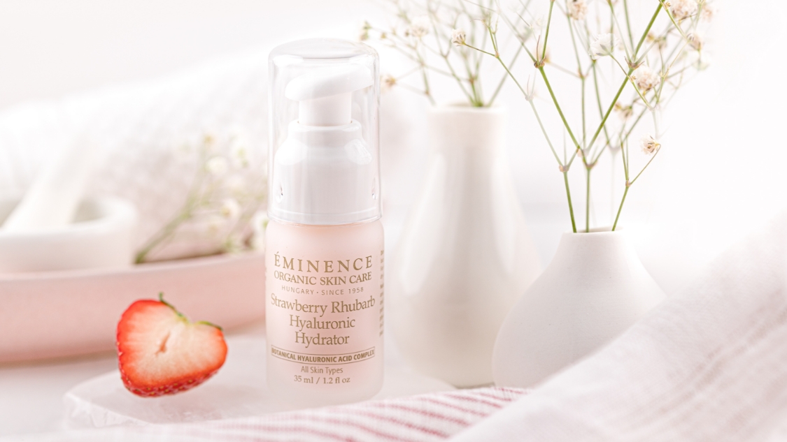 2022-Spring-Strawberry-Rhubarb-Collection-Lifestyle-17-1
